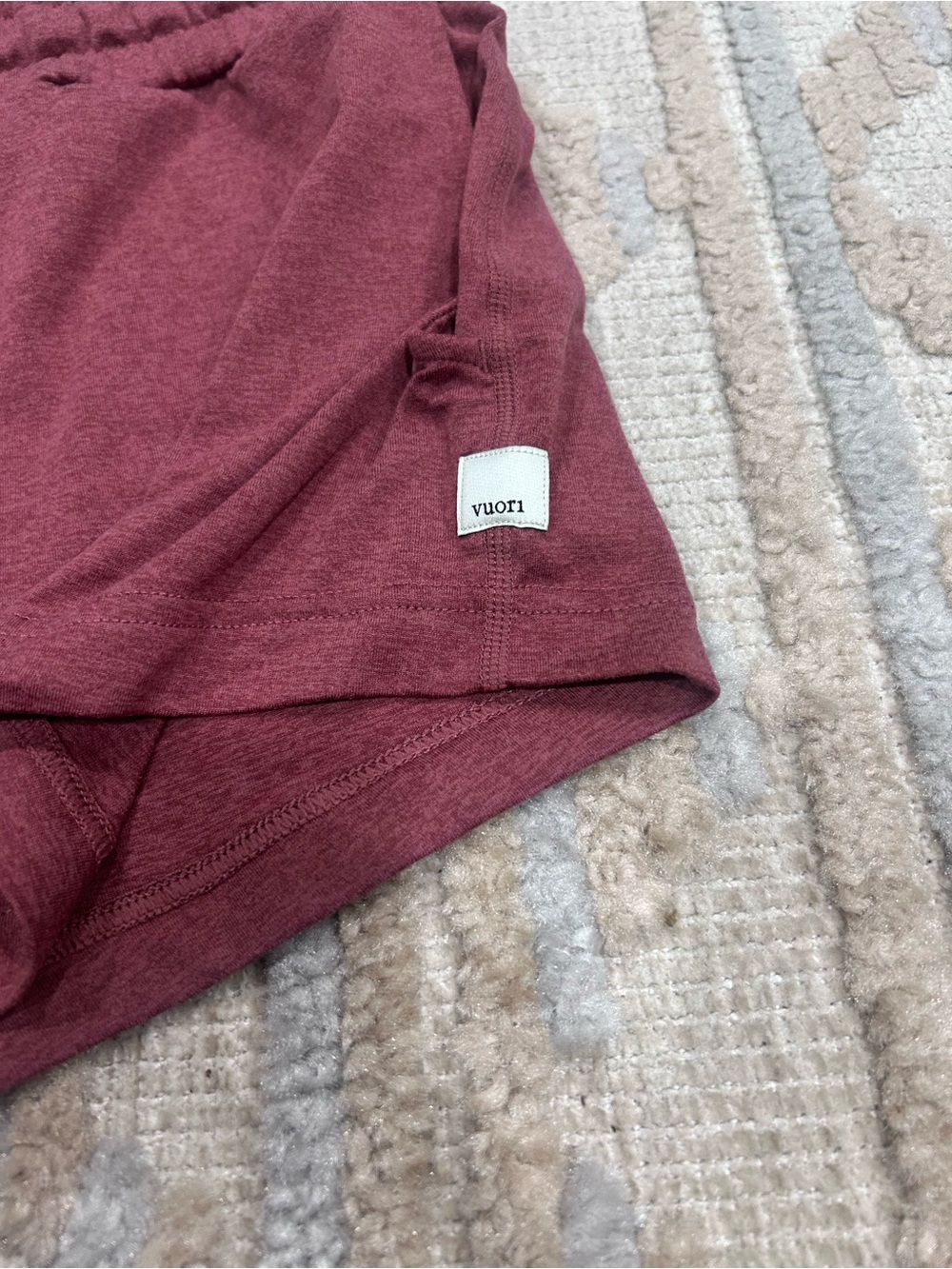 VUORI - halo performance shorts - Picture 3 of 6